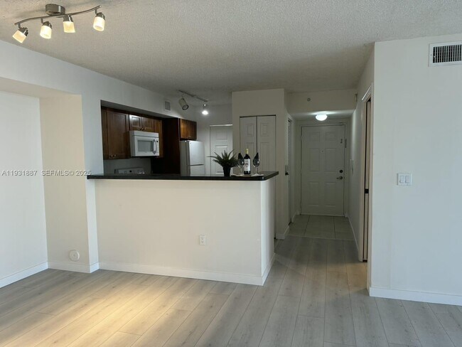 Building Photo - 11145 SW 6th St