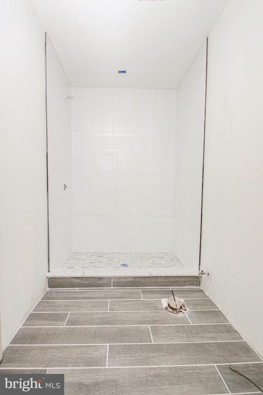 Foto del edificio - 3945 Lancaster Ave