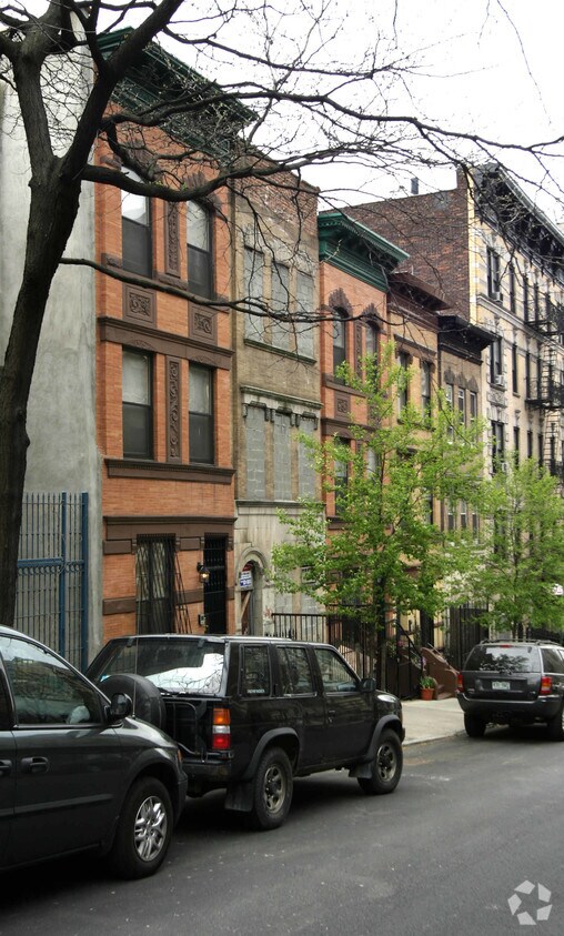 Primary Photo - 628 W 138th St