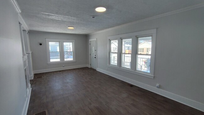 Foto del edificio - 941 E Richmond St