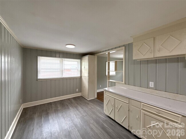 Building Photo - 4434 Brooktree Dr