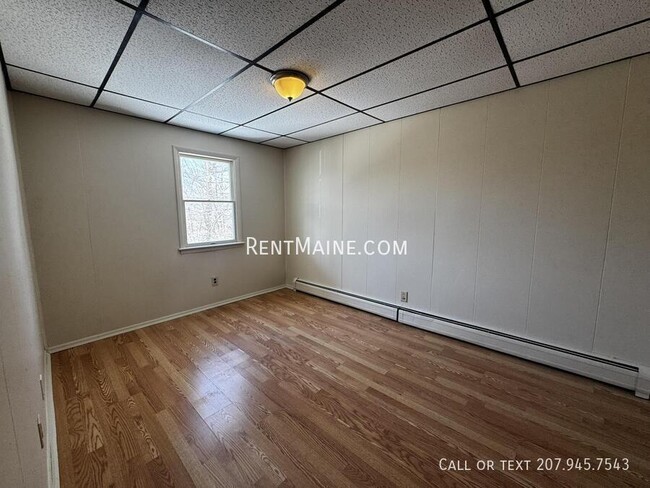 Building Photo - 27 Eastern Ave