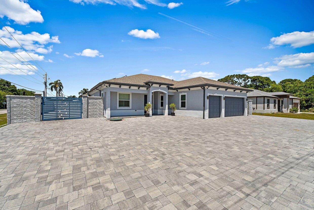 Foto principal - 2298 SE Pear Ln