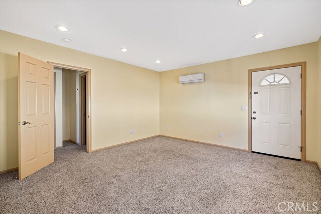 Foto del edificio - 113 N 1st St