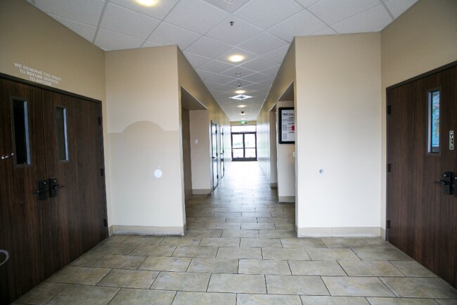 Foto del edificio - 16925 S Harlan Rd