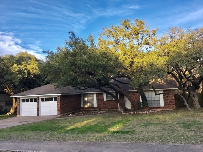 Building Photo - 2400 Dijon Dr