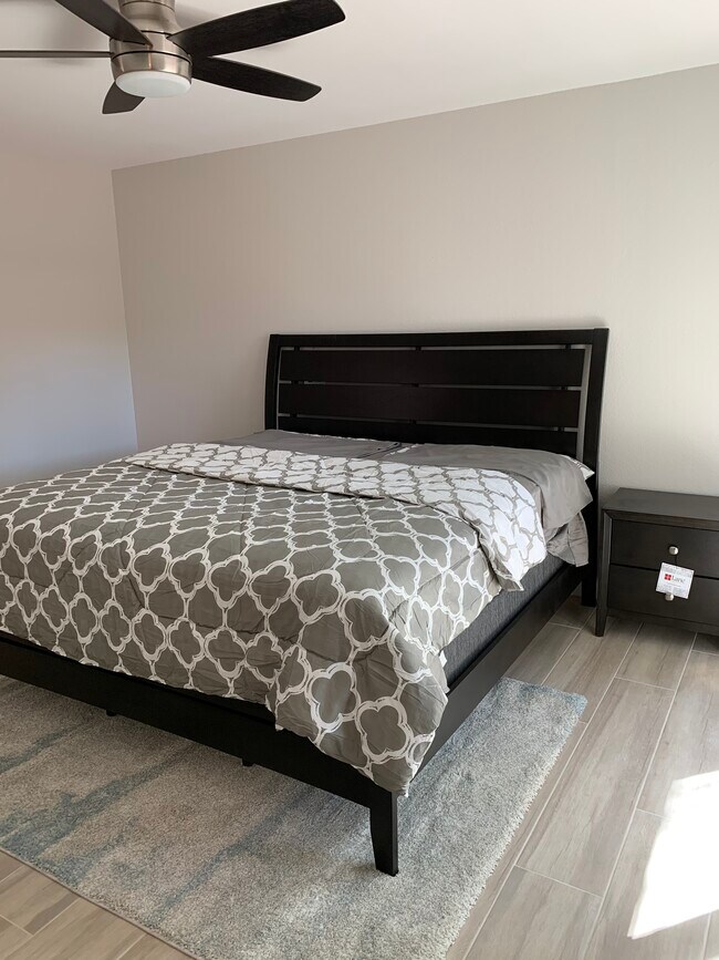 Foto del edificio - 6438 N 77th Way