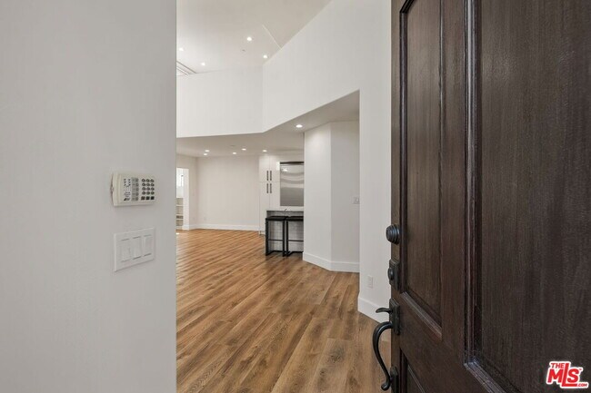 Foto del edificio - 1107 Princeton St