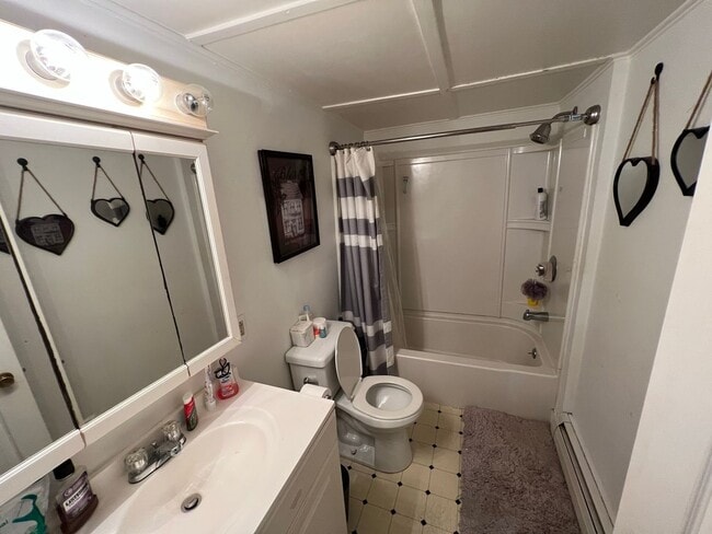 Building Photo - 25 Park Ave