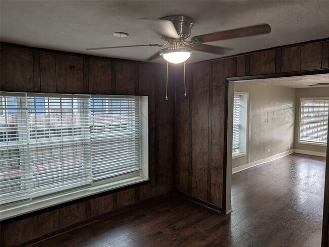 Foto del edificio - 3203 Eastex Fwy