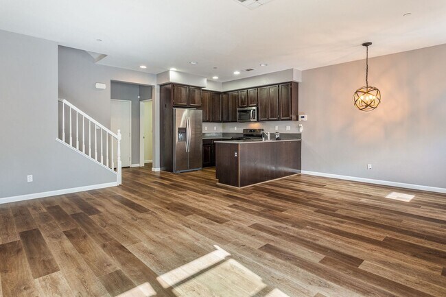 Foto del edificio - Beautiful 4 Bed 3.5 Bath Home in Great Sch...