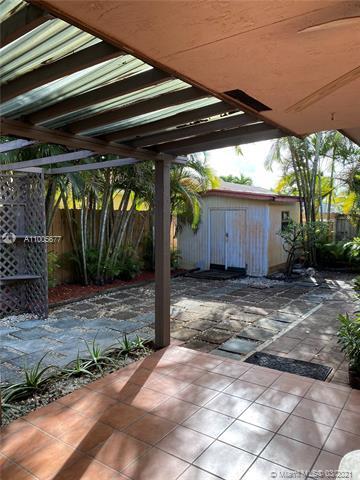 Building Photo - 8330 SW 96th Pl