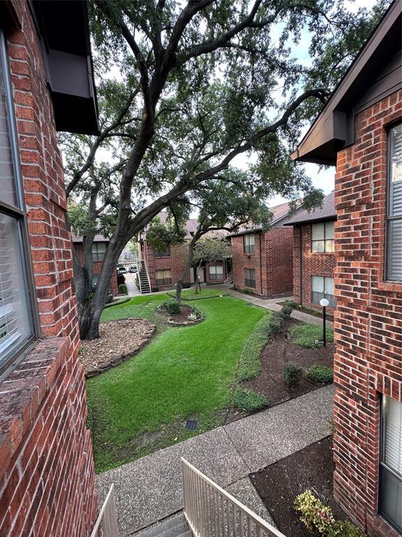 Building Photo - 3100 Walnut Bend Ln