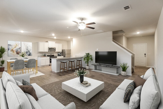 Building Photo - 822 Robbie Ln