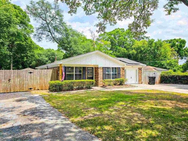 Building Photo - 4770 Skyline Dr