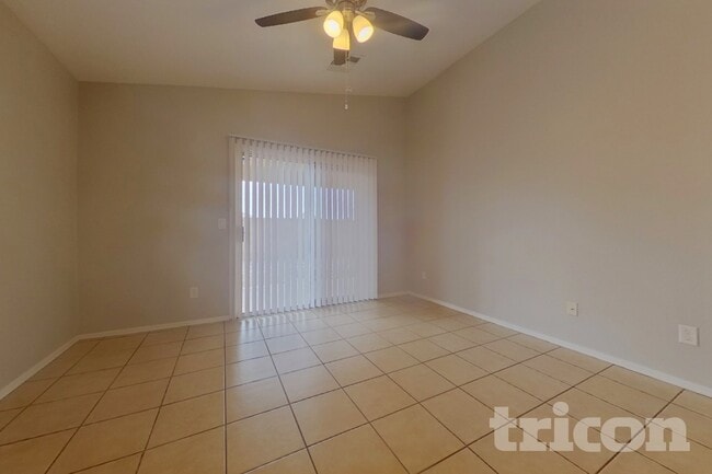 Building Photo - 22371 W Solano Dr