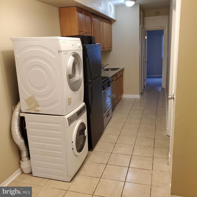 Foto del edificio - 6600 14th St NW