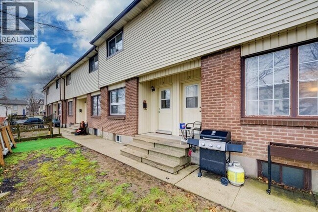 Photo du bâtiment - 4 Ramore St