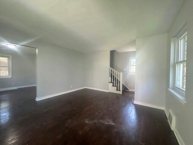 Building Photo - 124 Idlewood Rd