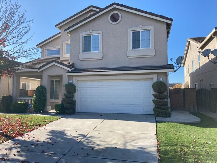 Primary Photo - North Stockton Beautiful 4 Bedroom 2 Bath ...