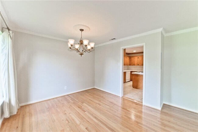 Building Photo - 6155 Monticello Ave