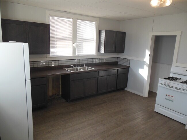 Foto del edificio - 1329 N 8th St