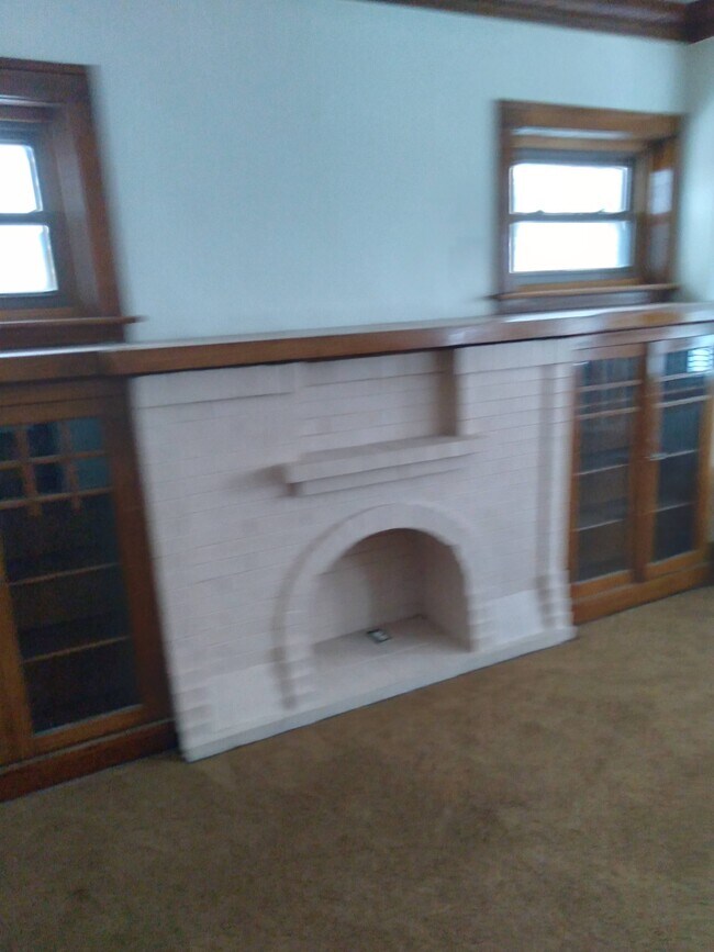 Living room - 4208 N Linder Ave