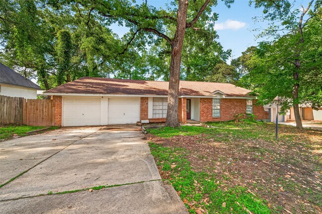 Foto del edificio - 3318 Kentwood Dr