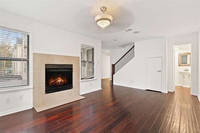 Building Photo - 735 Patterson Ave