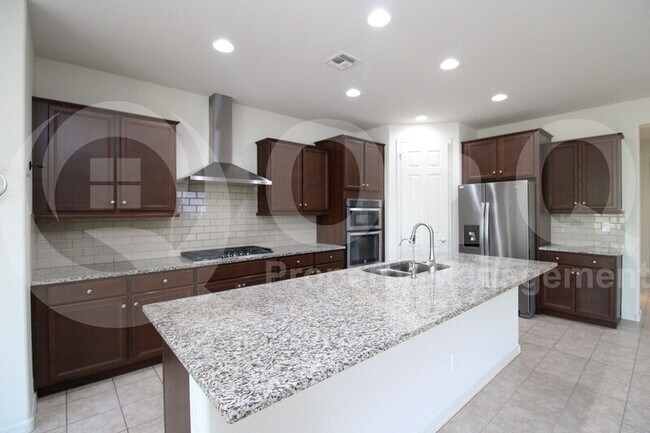 Foto del edificio - 26018 N 52nd Ln