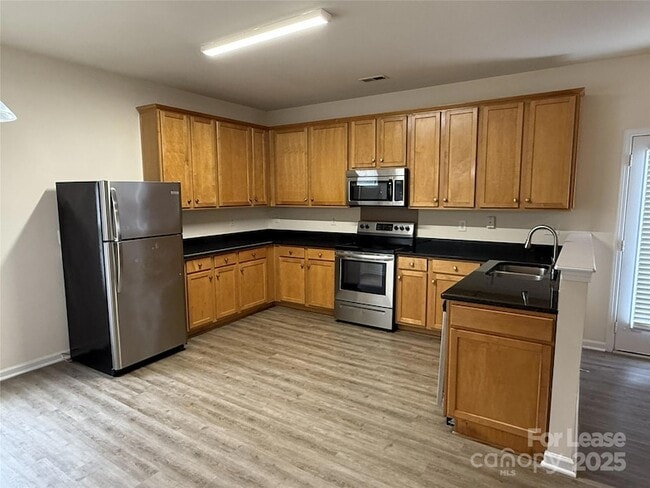 Foto del edificio - 1420 Ladora Dr