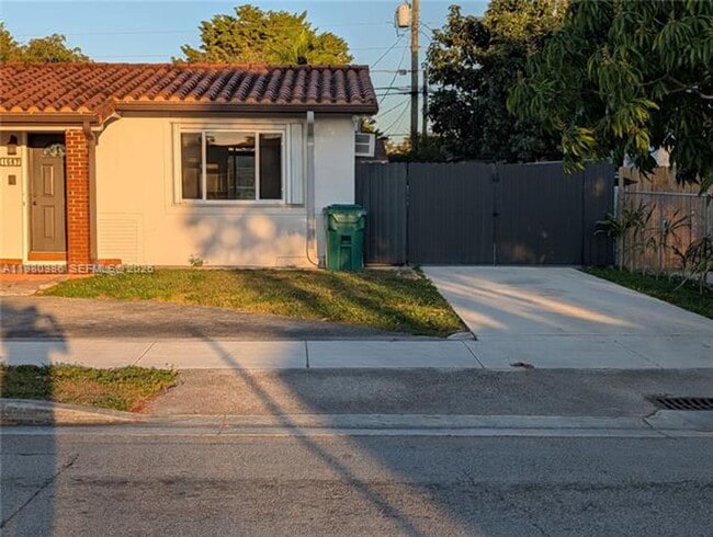 Photo - 1037 SW 76th Ave Apartment