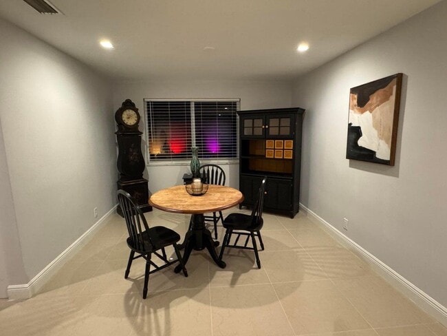 Building Photo - 2941 Angler Dr