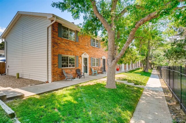 Building Photo - 13989 E Utah Cir
