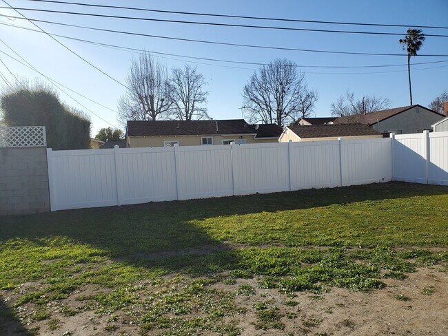 New fence - 7813 Hindry Ave