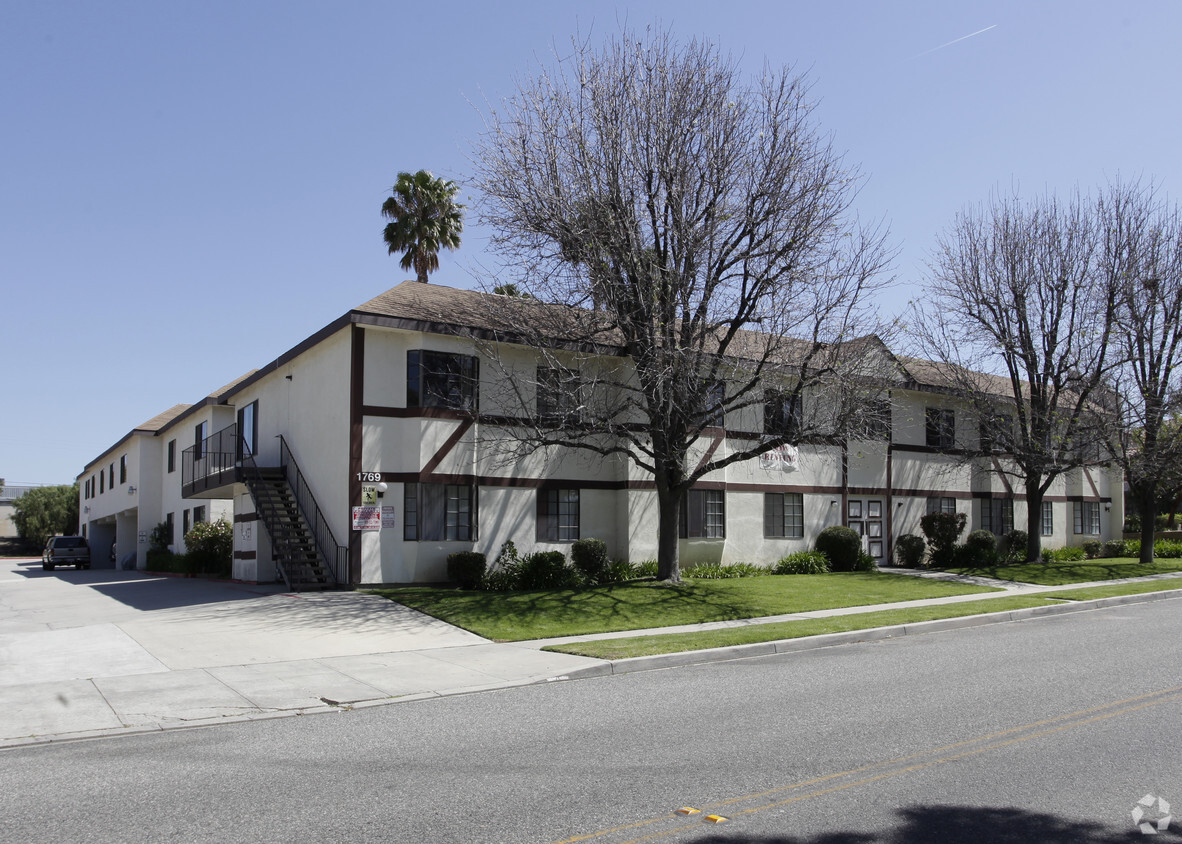 Primary Photo - The Patricia Apartments