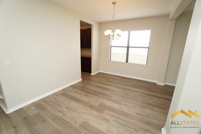 Building Photo - 401 Savannah Preserve Loop