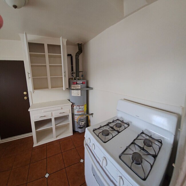 Foto del edificio - Vintage Spanish Style2 Bedroom in Golden Hill
