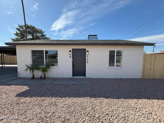 Building Photo - 546 S Hobson