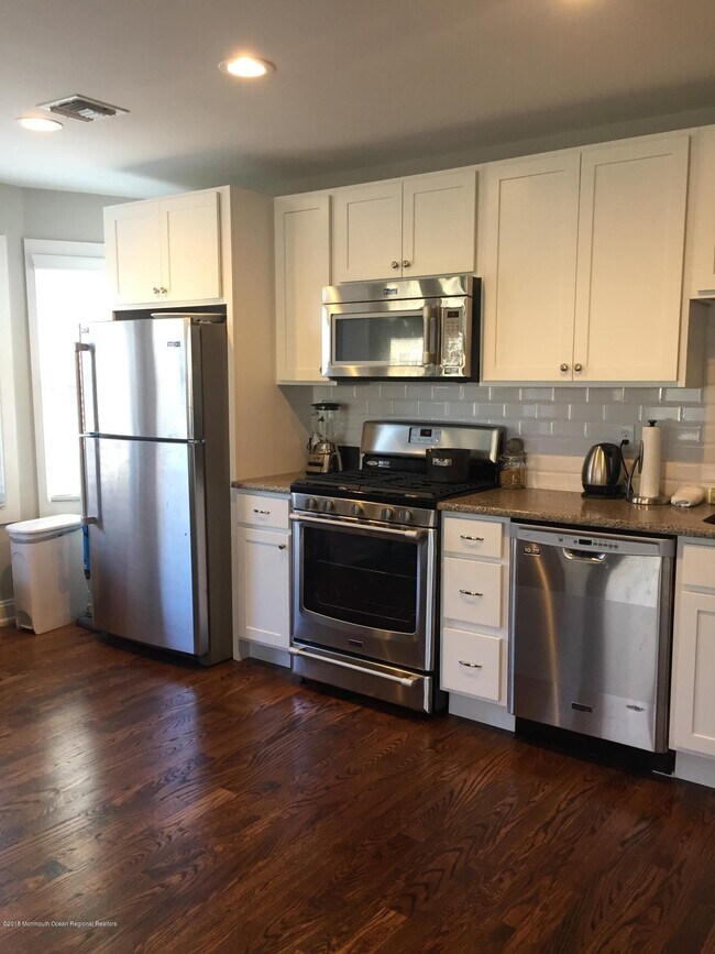 Foto del edificio - 217 Jersey Ave