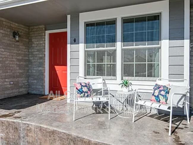 Foto del edificio - 13201 Bryant Cir