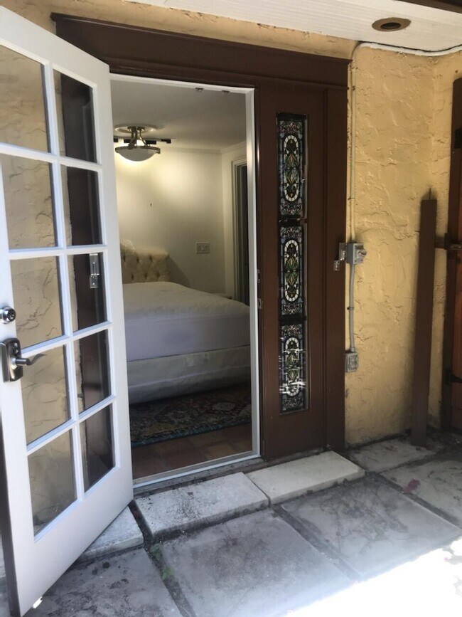 Foto del edificio - 232 Australian Ave