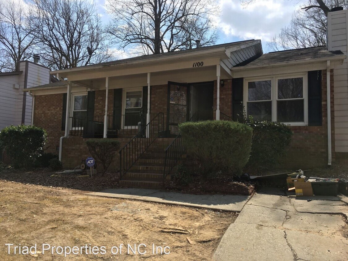 Primary Photo - 3 br, 2 bath House - 1100 Julian St