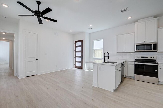 Foto del edificio - 9310 Arledge St