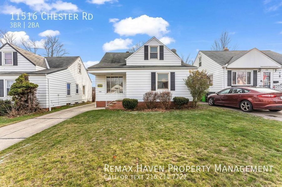 11516 Chester Rd, Garfield Heights Spacio... House for Rent in