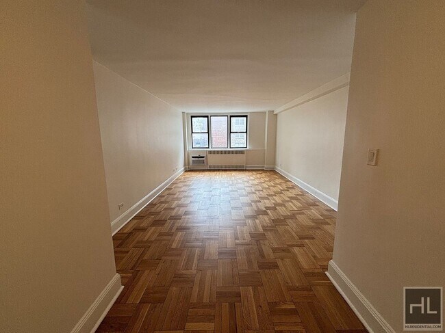 Building Photo - East 79th Street
