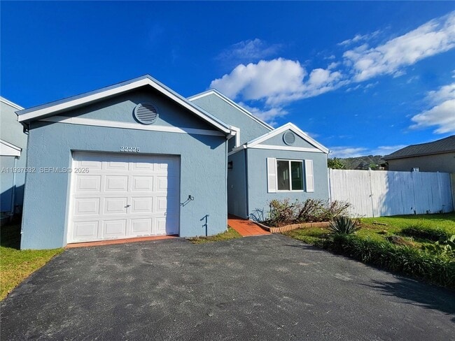 Building Photo - 22225 SW 100th Ave