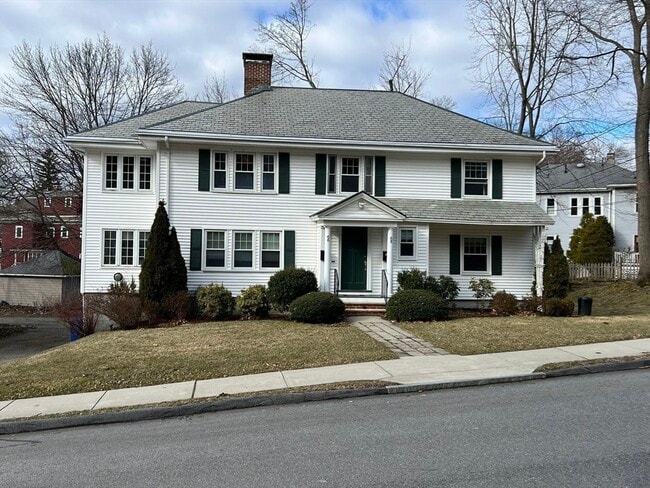 Building Photo - 66 Westchester Rd