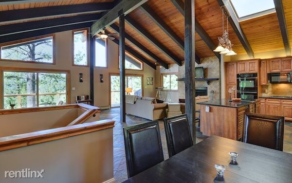Building Photo - 4 br, 3.5 bath House - Lucerne