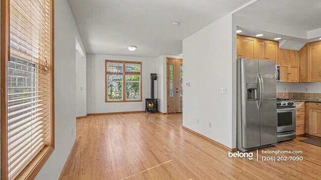 Foto del edificio - 6722 Division Ave NW